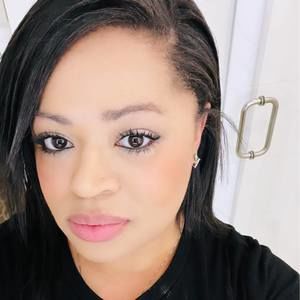 Meet your Posher, Renee